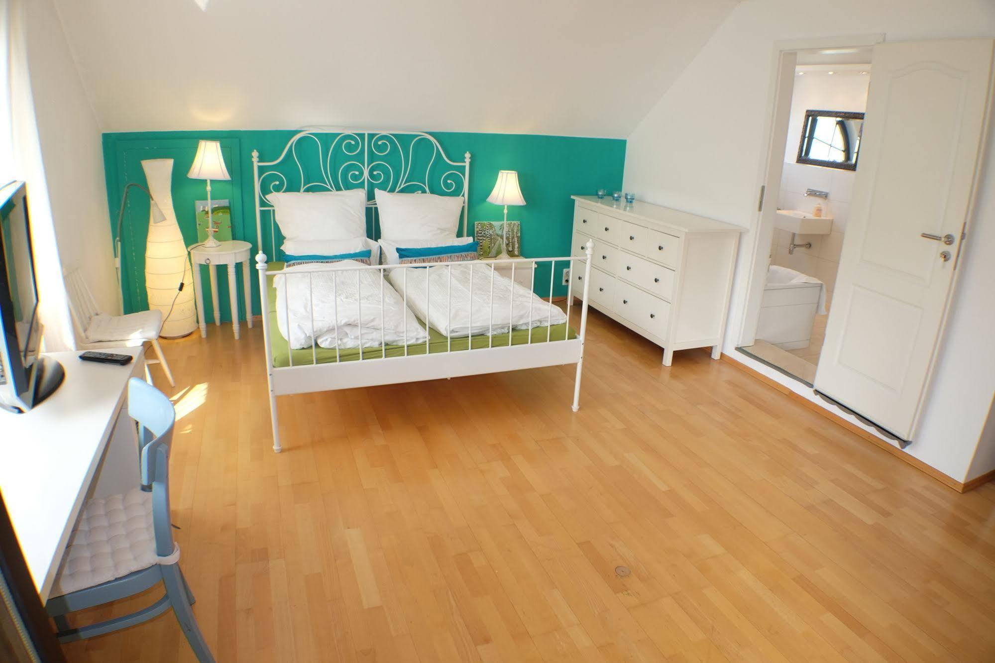 Orchard Frankfurt Couette-café 5*