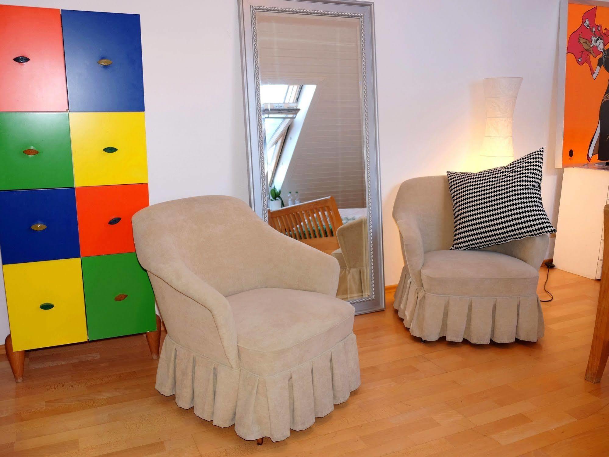 Orchard Frankfurt Couette-café 5*