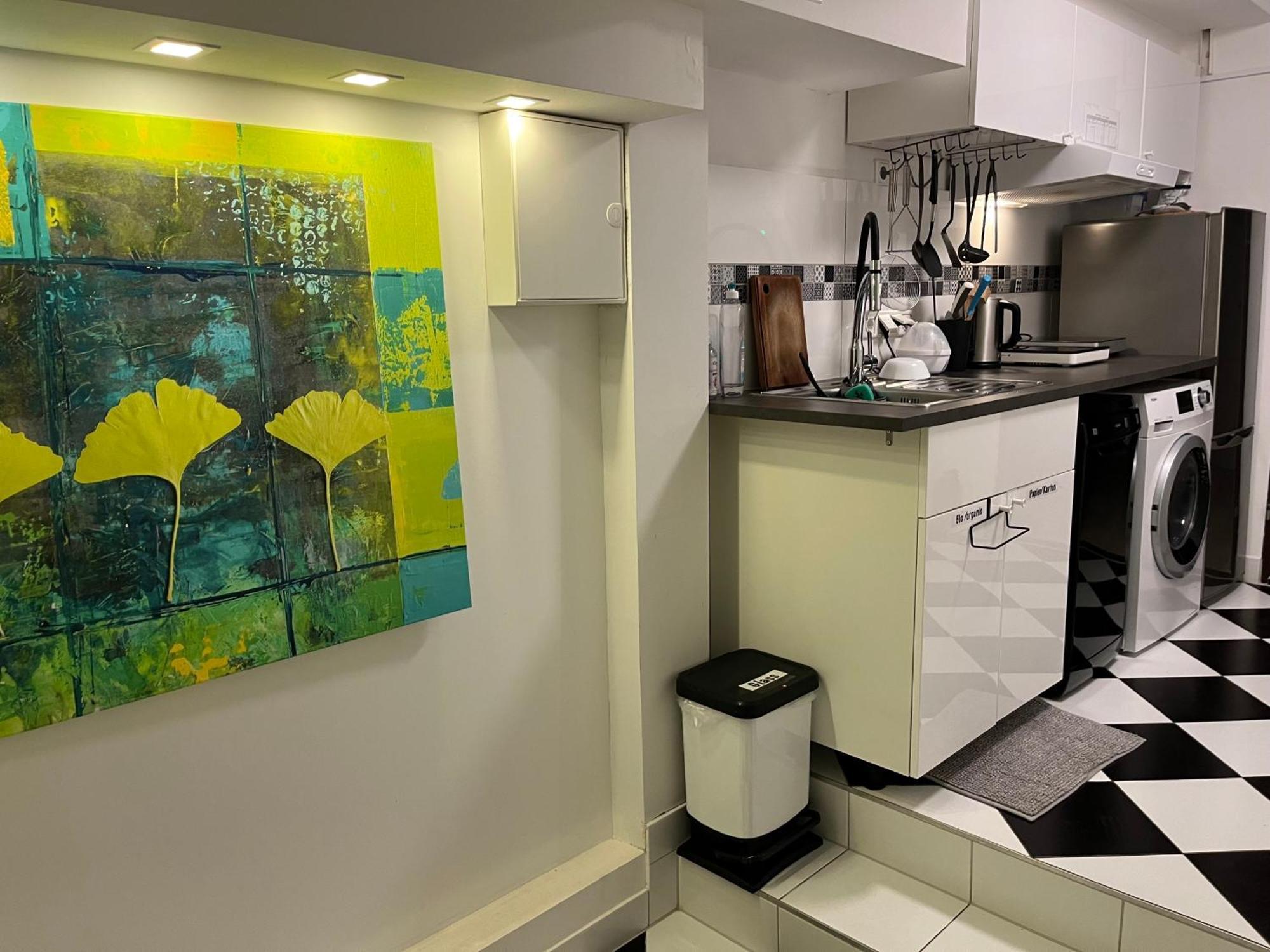 Orchard Frankfurt Bed & Breakfast