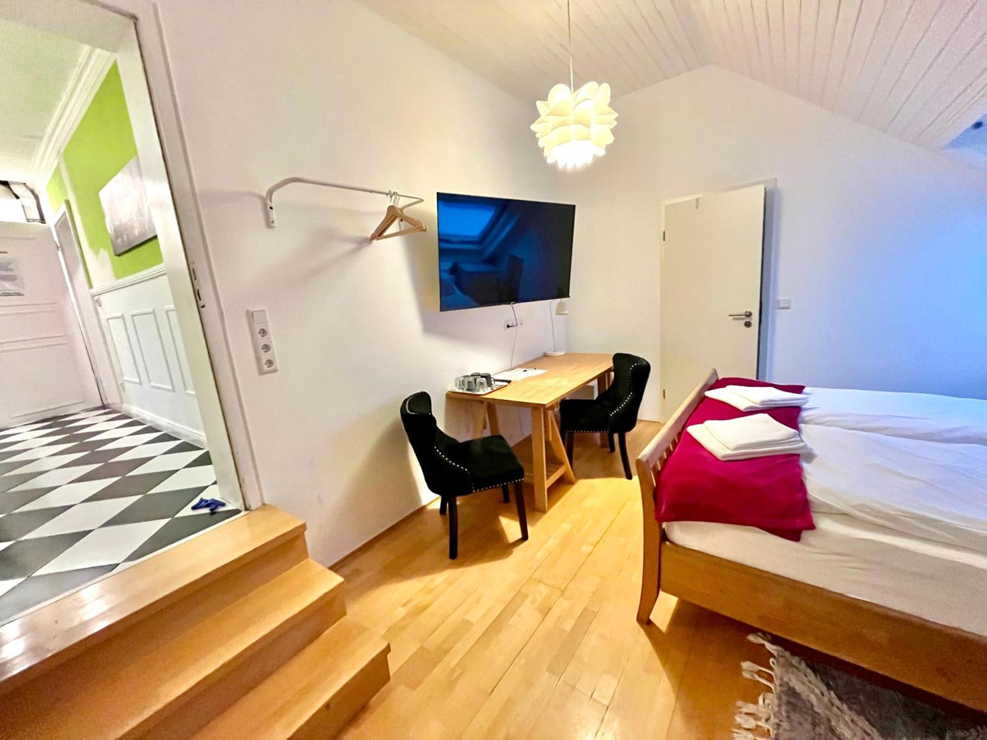 Orchard Frankfurt Bed & Breakfast Kriftel