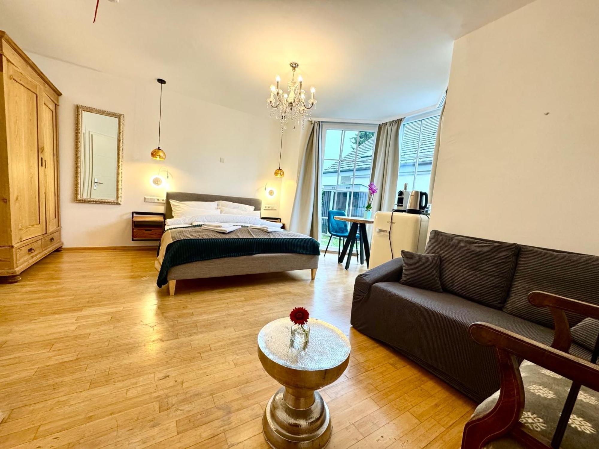 Orchard Frankfurt 5*